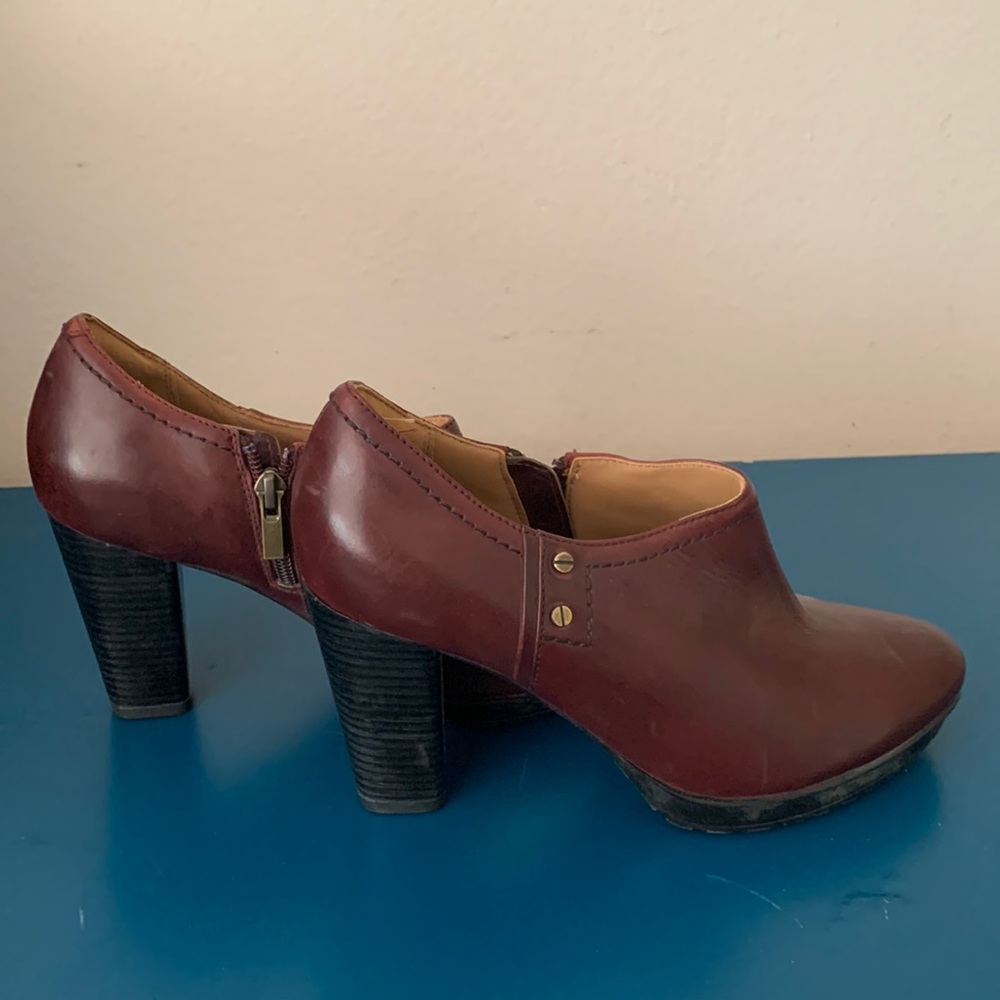 Clarks Artisan